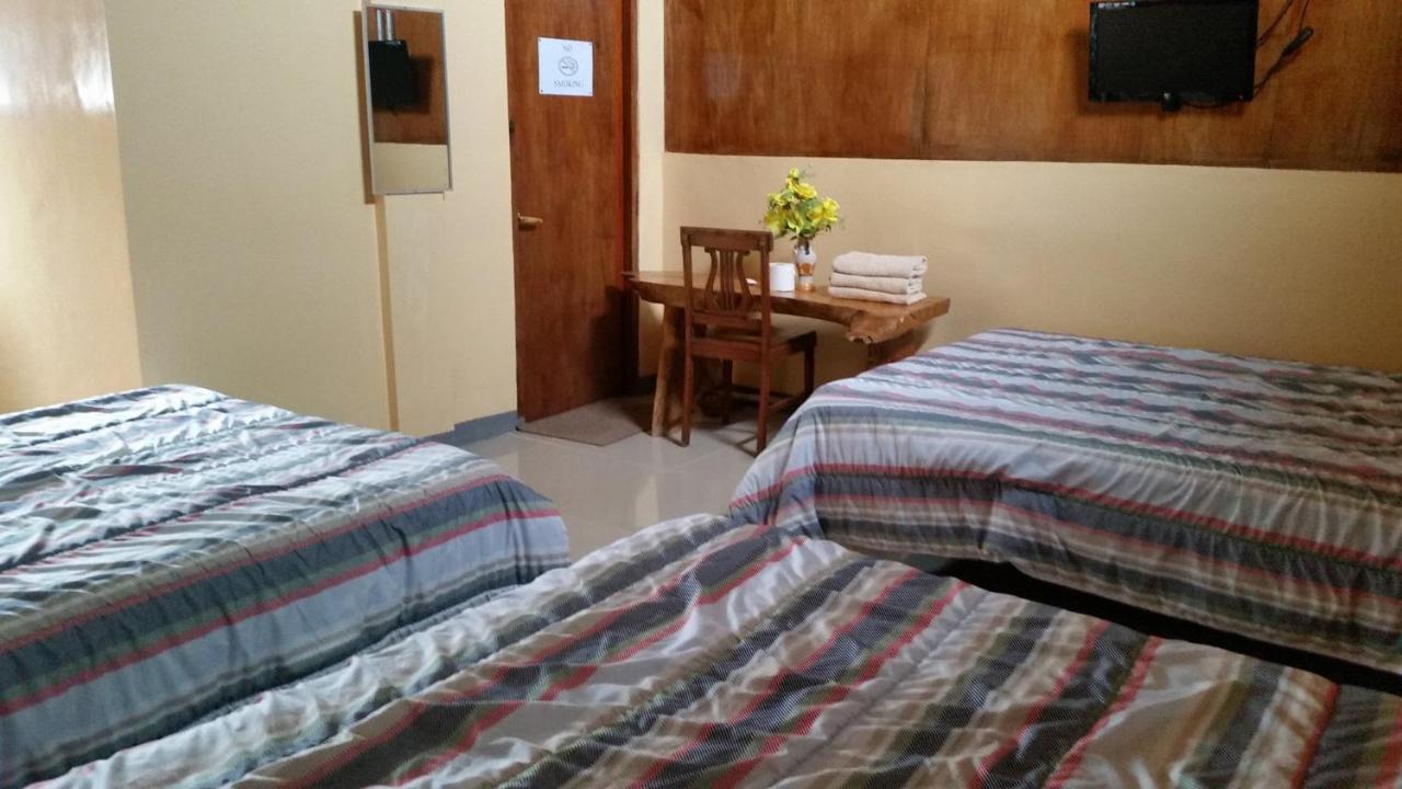 Tagudan Kubo Garden Hotel Tagudin Ngoại thất bức ảnh